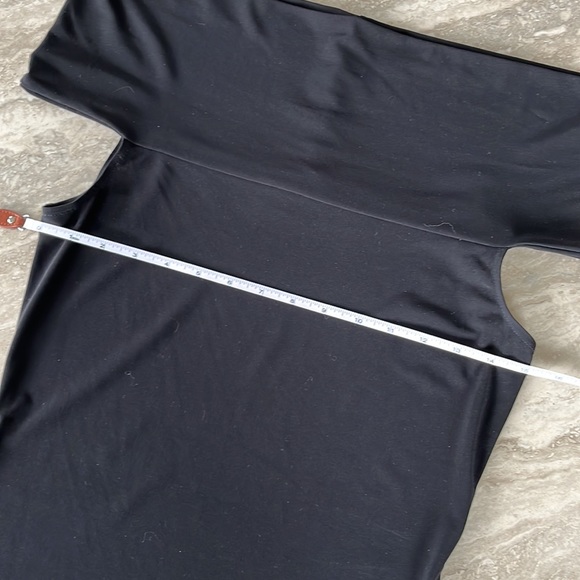 JACOB off shoulder fancy top - Picture 5 of 5